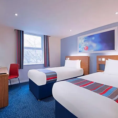 Travelodge Castle Bromwich Hotel 3*