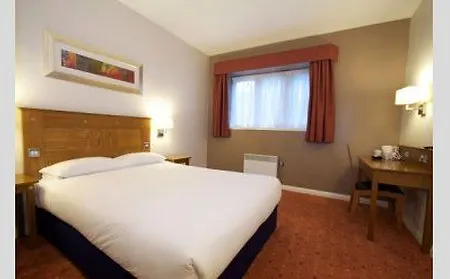 Travelodge Castle Bromwich Hotel 3*